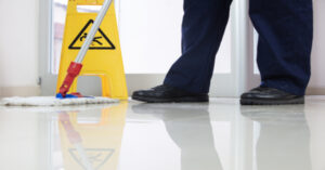 8 things to know before hiring a commercial cleaning services